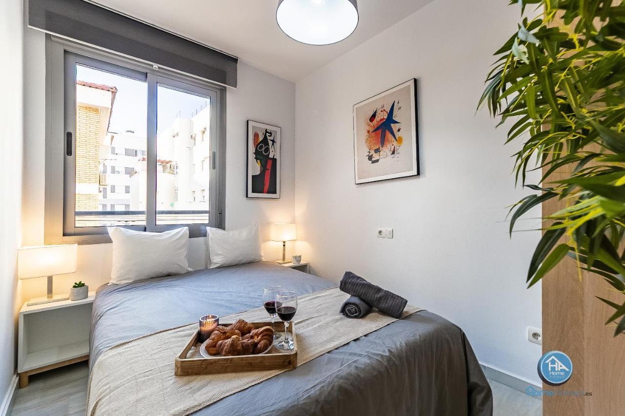 Premium Penthouse With Roof Terrace And Parking In Carlos Haya Malaga Ngoại thất bức ảnh